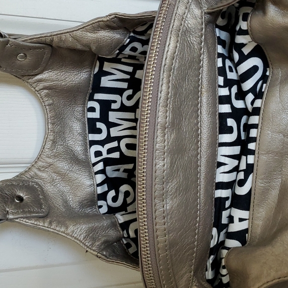 Marc by Marc Jacobs Handbag - Picture 3 of 9